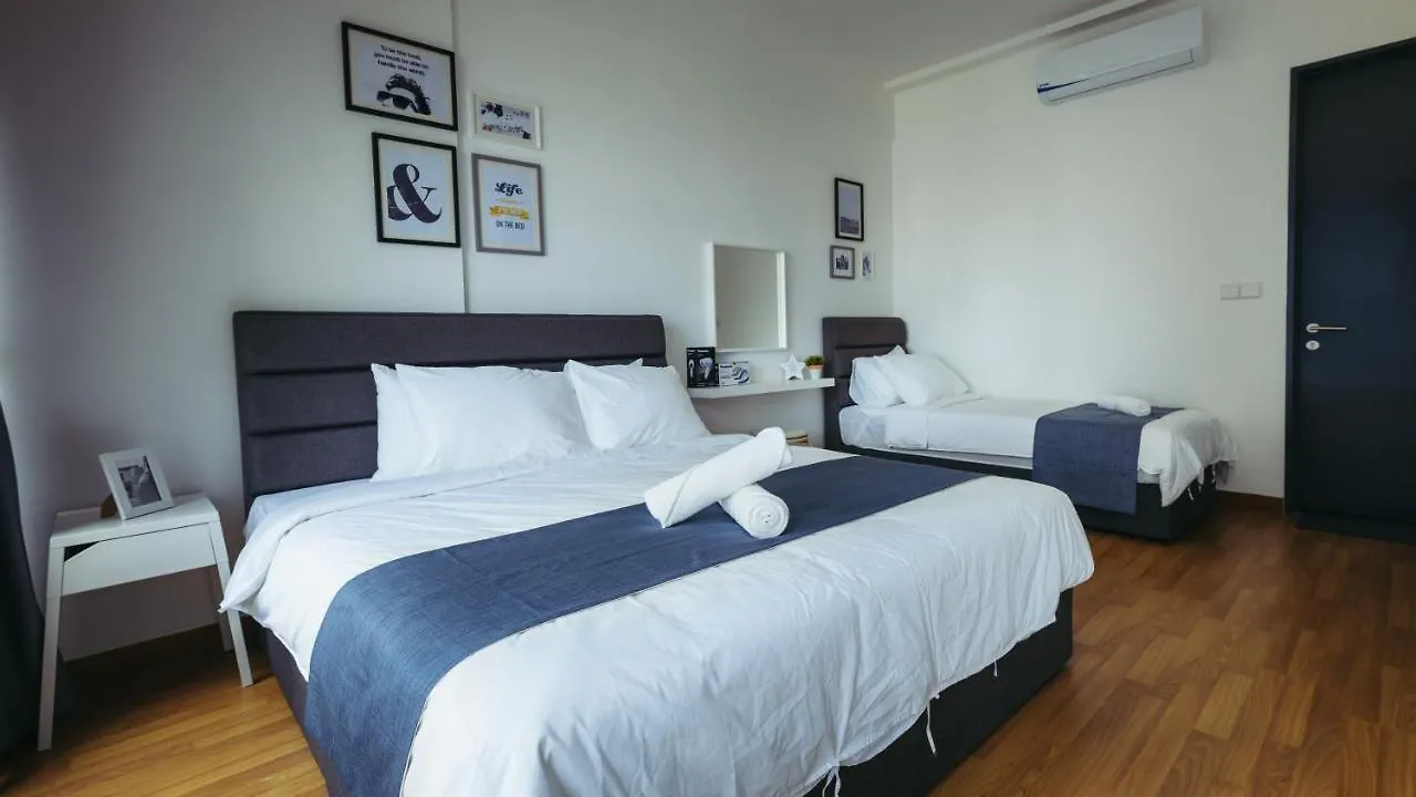 Tropicana 218 Macalister By Simply Penang Джорджтаун